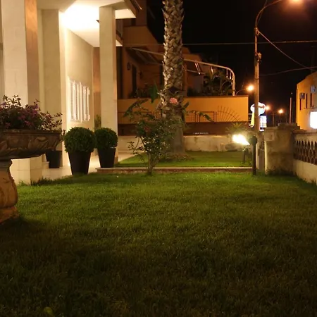 Porta Del Vento Bed & Breakfast 4*