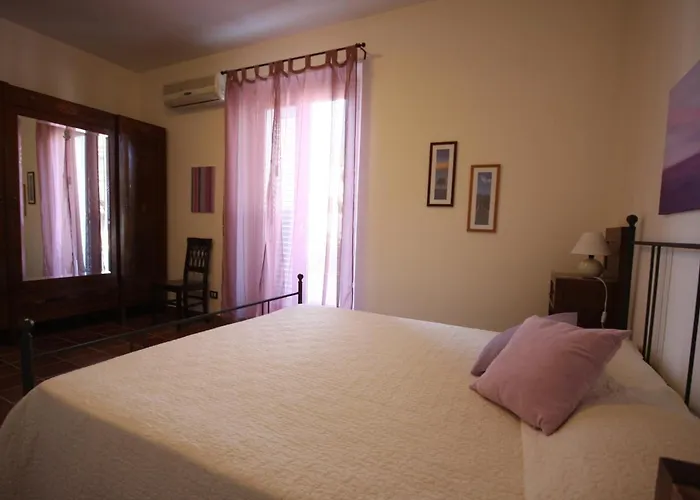 Porta Del Vento Bed & Breakfast 4*